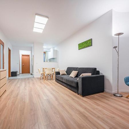 Modern Apartment With Garage Budapest Ngoại thất bức ảnh