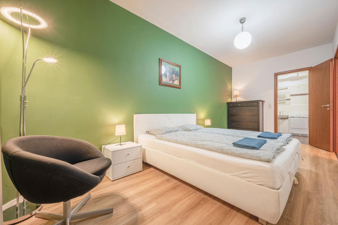 Modern Apartment With Garage Budapest Ngoại thất bức ảnh
