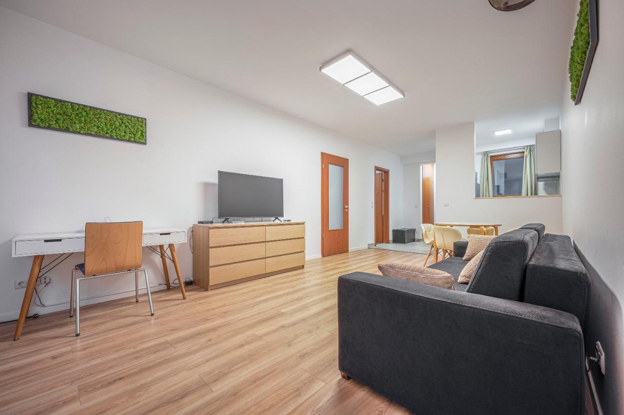 Modern Apartment With Garage Budapest Ngoại thất bức ảnh