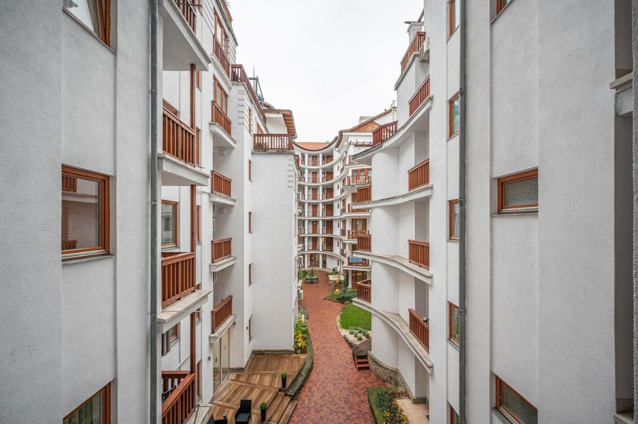 Modern Apartment With Garage Budapest Ngoại thất bức ảnh